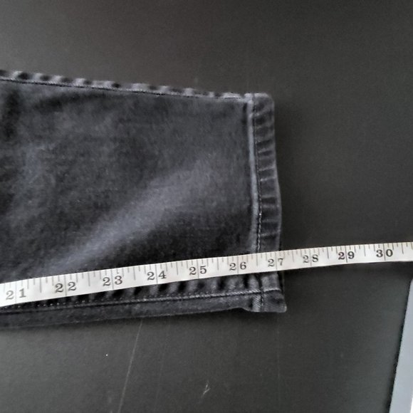 Levi's Womens Mid Rise Skinny Gray Denim Jeans Size 8 Neutral Minimalist Grunge - Picture 10 of 13